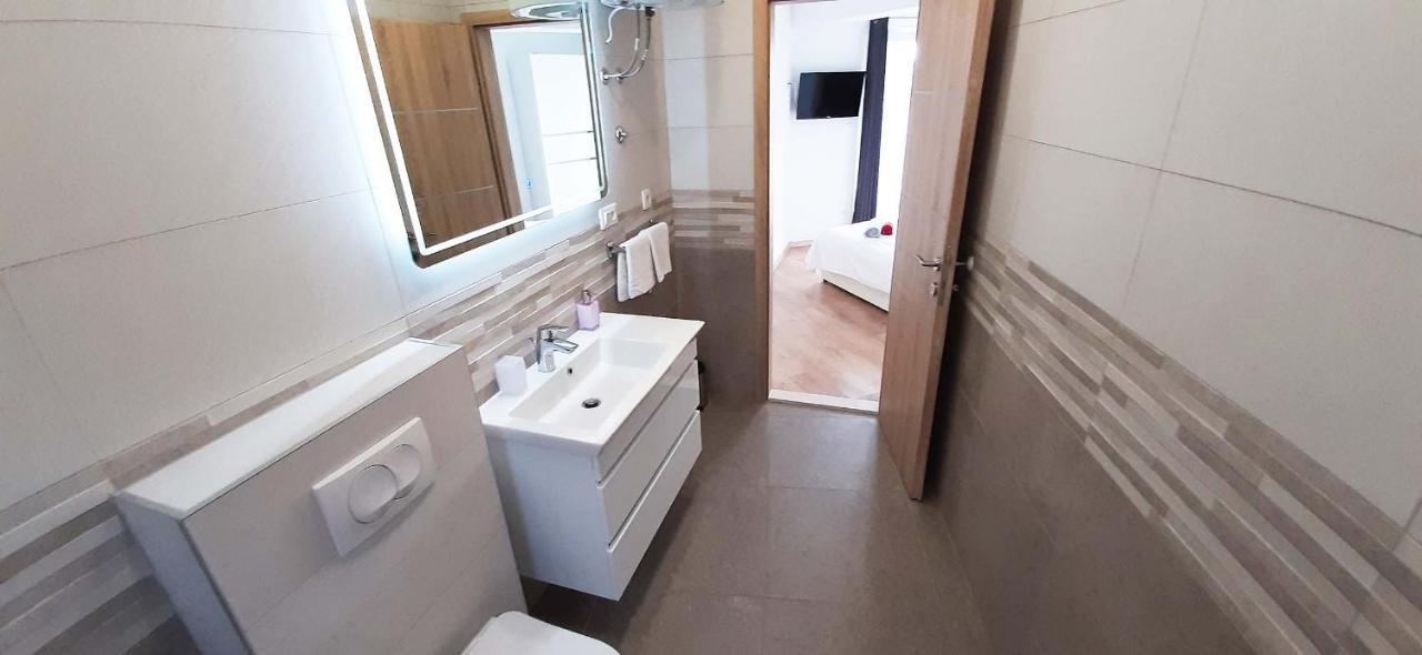 Penthaus Apartment N&M Baška Voda Dış mekan fotoğraf